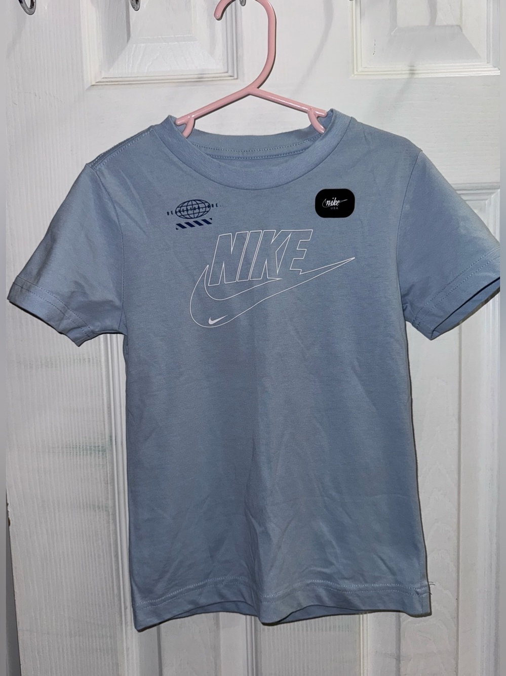 Nike Boys Light Blue Logo T-Shirt Size 4 Short Sleeve Swoosh Tee